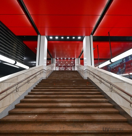 Изображение выполненных работ: УФ-печать на стекле — Станция метро Изображение выполненных работ: УФ-печать на стекле — Станция метро-5